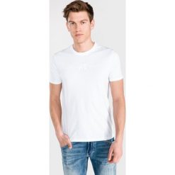 Armani Exchange Koszulka Biały. Białe podkoszulki męskie Armani Exchange, xxl, z nadrukiem, z bawełny, z krótkim rękawem. Za 257,95 zł.