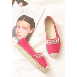 Fuksjowe Espadryle Knowledgeability. Szare espadryle damskie Born2be, z aplikacjami, bez obcasa, na płaskiej podeszwie. Za 69,99 zł.