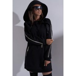 Bluza damska LEVORA. Czarne bluzy damskie Bluza damska LEVORA, s, bez wzorów, bez rękawów, bez kaptura. W wyprzedaży za 109,00 zł.