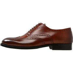 Kurt Geiger GRANVILLE Eleganckie buty tan. Pomarańczowe buty wizytowe męskie marki Kurt Geiger, ze skóry, na sznurówki. Za 879,00 zł.