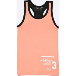 Name it - Top dziecięcy 116-164 cm. Różowe bluzki dziewczęce marki Name it, z dzianiny, z okrągłym kołnierzem. W wyprzedaży za 39,90 zł.