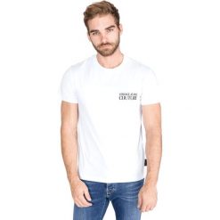 Versace Jeans Couture Koszulka Biały. Białe podkoszulki męskie Versace Jeans Couture, xxl, z haftami, z bawełny, z krótkim rękawem. Za 274,95 zł.