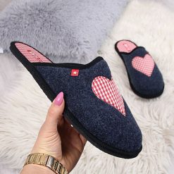 Kapcie damskie filcowe granatowe Big Star D267800A. Klapki damskie BIG STAR, bez wzorów, bez obcasa. Za 59,99 zł.