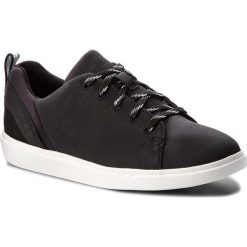 Sneakersy CLARKS - Step Verve Lo. 261331224 Black. Czarne półbuty damskie Clarks, ze skóry ekologicznej. W wyprzedaży za 169,00 zł.