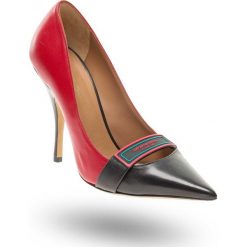 SZPILKI Emporio Armani. Różowe czółenka damskie w paski, ze skóry, z paskami. Za 905,40 zł.