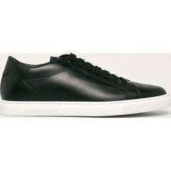 Emporio Armani - Buty skórzane. Białe buty sportowe damskie Emporio Armani, bez wzorów, ze skóry, sportowe. W wyprzedaży za 799,90 zł.