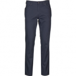 Spodnie chino "Tramper" - Slim fit - w kolorze granatowym. Niebieskie chinosy męskie marki Mustang, z aplikacjami. W wyprzedaży za 152,95 zł.