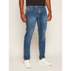 Jeansy Regular Fit Trussardi Jeans 5 Pocket 370 Close 52J00000. Niebieskie jeansy męskie Trussardi Jeans, m, bez wzorów, z jeansu. Za 429,00 zł.
