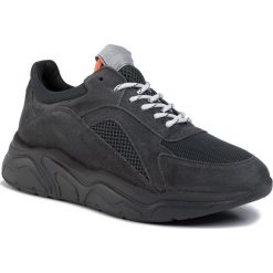 Sneakersy NOBRAND - Vogue 2 14394 Grey. Szare sneakersy męskie Nobrand, na co dzień, bez wzorów, z zamszu, eleganckie, bez zapięcia. W wyprzedaży za 369,00 zł.