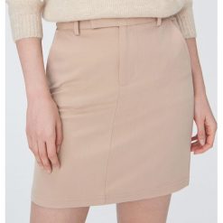 Spódnica mini high waist - Kremowy. Białe spódniczki damskie Sinsay, s, bez wzorów, z podwyższonym stanem, mini. Za 39,99 zł.