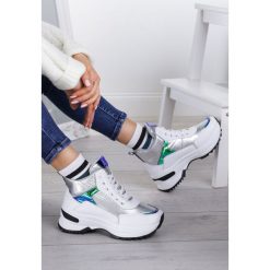 Srebrne Sneakersy Tiarna. Szare sneakersy damskie Renee. W wyprzedaży za 74,99 zł.
