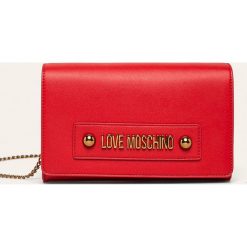 Love Moschino - Kopertówka. Czerwone kopertówki damskie w paski, z materiału. Za 479,90 zł.
