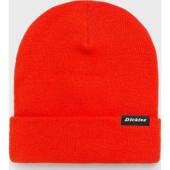 Dickies - Czapka. Pomarańczowe czapki męskie marki Dickies, na zimę, bez wzorów, z dzianiny. W wyprzedaży za 39,90 zł.