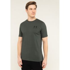 Koszulka techniczna Under Armour Ua Sportstyle Lc Back 1347880. Czerwone koszulki męskie Under Armour, xl, bez wzorów, z bawełny, bez rękawów. W wyprzedaży za 79,00 zł.