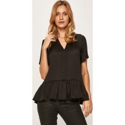 Vero Moda - Bluzka. Bluzki damskie s, z poliesteru. W wyprzedaży za 49,90 zł.