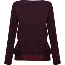 Bluza Deha EXPRESSION. Czerwone bluzki damskie Deha, bez wzorów, ze skóry, bez rękawów, bez kaptura. W wyprzedaży za 117,00 zł.