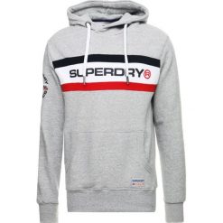 Kardigany męskie: Superdry TROPHY CHEST BAND HOOD Bluza z kapturem stadium grey grindle