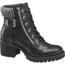 Czarne botki Highland Creek na obcasie z ozdobnym zamkiem Highland Creek czarne. Czarne botki damskie Highland Creek, z materiału, bez obcasa, na obcasie, bez zapięcia. Za 159,90 zł.