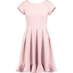 Sukienki hiszpanki: Closet Sukienka letnia nude