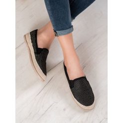 Modne espadryle. Espadryle damskie SHELOVET, bez wzorów, bez obcasa. Za 39,90 zł.