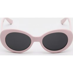 Okulary przeciwsłoneczne - Różowy. Różowe okulary przeciwsłoneczne damskie Sinsay. Za 19,99 zł.
