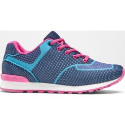 Sneakersy dziecięce bonprix ciemnoturkusowo-różowy. Niebieskie buty dziewczęce sportowe bonprix, bez wzorów, na sznurówki. Za 79,99 zł.