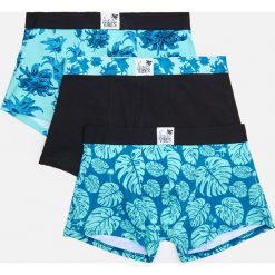 3 pack bokserek z nadrukiem - Niebieski. Niebieskie bokserki męskie Cropp, z nadrukiem. Za 59,99 zł.