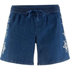 Szorty dżinsowe ze stretchem z haftem bonprix niebieski. Niebieskie jeansy damskie bonprix, z haftami, z jeansu. Za 37,99 zł.