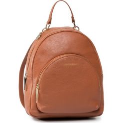 Plecak COCCINELLE - FS5 Alpha E1 FS5 14 01 01 Tan W09. Pomarańczowe plecaki damskie Coccinelle, bez wzorów, ze skóry, klasyczne. Za 1299,00 zł.