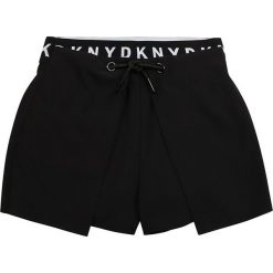 Dkny - Szorty dziecięce 110-146 cm. Czarne spodenki dziewczęce DKNY, z nadrukiem, z dzianiny, casualowe. W wyprzedaży za 199,90 zł.