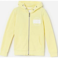 Rozpinana bluza z kapturem - Żółty. Żółte bluzy męskie Reserved, m, bez wzorów, z kapturem, bez rękawów, z kapturem. W wyprzedaży za 49,99 zł.