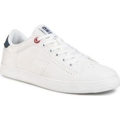 Sneakersy BIG STAR - DD174354 White. Białe sneakersy męskie BIG STAR, bez zapięcia. W wyprzedaży za 129,00 zł.