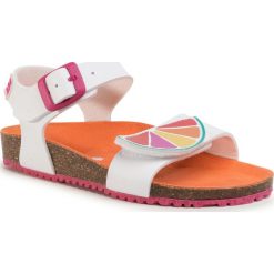 Sandały AGATHA RUIZ DE LA PRADA - 202988 D B-Blanco. Białe sandały dziewczęce Agatha Ruiz de la Prada, ze skóry ekologicznej, bez zapięcia. Za 199,00 zł.