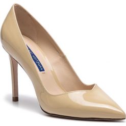 Szpilki STUART WEITZMAN - Anny ZL37430 Bambina Patent. Brązowe półbuty damskie marki Stuart Weitzman, bez wzorów, ze skóry, bez obcasa, na obcasie, bez zapięcia. Za 1399,00 zł.