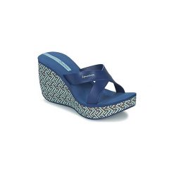 Klapki Ipanema LIPSTICK STRAPS IV. Niebieskie klapki damskie marki Ipanema, bez wzorów, bez obcasa. Za 159,20 zł.