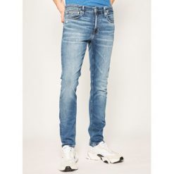 Jeansy Slim Fit Calvin Klein Jeans J30J315301. Niebieskie jeansy męskie Calvin Klein Jeans, m, bez wzorów, z jeansu. W wyprzedaży za 379,00 zł.