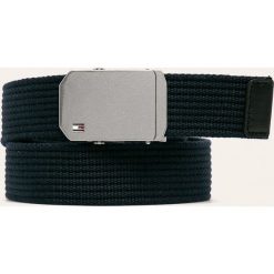 Tommy Hilfiger - Pasek. Niebieskie paski męskie TOMMY HILFIGER, w paski, z poliesteru. Za 229,90 zł.