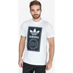 Adidas Originals Tartan Tongue Koszulka Biały. Białe podkoszulki męskie adidas Originals, s, z nadrukiem, z bawełny, bez kołnierzyka, krótkie. Za 119,95 zł.