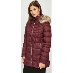Answear - Kurtka/płaszcz 40JKT14362F. Brązowe kurtki damskie ANSWEAR, s, z poliesteru, krótkie. W wyprzedaży za 159,90 zł.