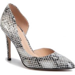 Szpilki SOLO FEMME - 34278-A8-L04/000-04-00 Wąż Szary. Szare półbuty damskie Solo Femme, bez wzorów, ze skóry, eleganckie, bez obcasa, na obcasie, bez zapięcia. W wyprzedaży za 279,00 zł.