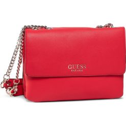 Torebka GUESS - G Chain (RG) HWRG77 39210 RED. Czerwone torebki klasyczne damskie Guess, z aplikacjami, ze skóry ekologicznej, klasyczne, bez dodatków. Za 639,00 zł.