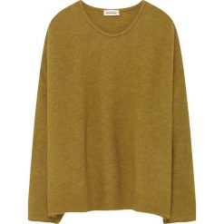 Sweter w kolorze musztardowym. Żółte bez kategorii American Vintage, s, z wełny, z okrągłym kołnierzem. W wyprzedaży za 194,95 zł.