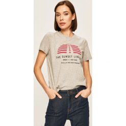 Lee - T-shirt. Szare bluzki damskie Lee, s, z nadrukiem, z bawełny, z okrągłym kołnierzem. W wyprzedaży za 99,90 zł.