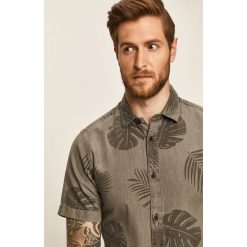 Only & Sons - Koszula. Szare koszule męskie Only & Sons, s, w kwiaty, z bawełny, klasyczne, z klasycznym kołnierzykiem, z krótkim rękawem. W wyprzedaży za 49,90 zł.