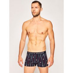 Bokserki TOMMY HILFIGER Print UM0UM01831. Niebieskie bokserki męskie TOMMY HILFIGER, bez wzorów, z elastanu. W wyprzedaży za 89,00 zł.