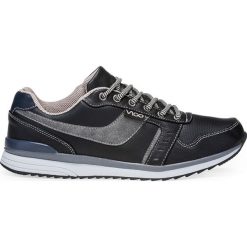 BUTY MĘSKIE SPORTOWE T234 - CZARNE. Czarne halówki męskie marki Asics, do piłki nożnej. Za 99,00 zł.