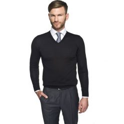 Sweter valero w serek czarny. Czarne swetry męskie Recman, m. Za 99,99 zł.