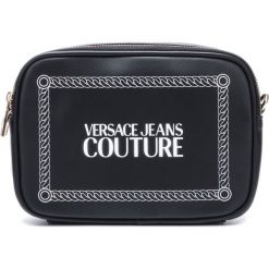 Versace Jeans Couture Cross body bag Czarny. Czarne torebki klasyczne damskie Versace Jeans Couture, w paski, z jeansu, bez dodatków. Za 623,95 zł.