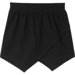 Spódnico-spodnie bonprix czarny. Czarne spodnie dziewczęce bonprix, w paski. Za 34,99 zł.