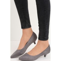 Szare Czółenka Ducky Duck. Szare buty ślubne damskie marki Born2be, ze szpiczastym noskiem, na obcasie. Za 39,99 zł.
